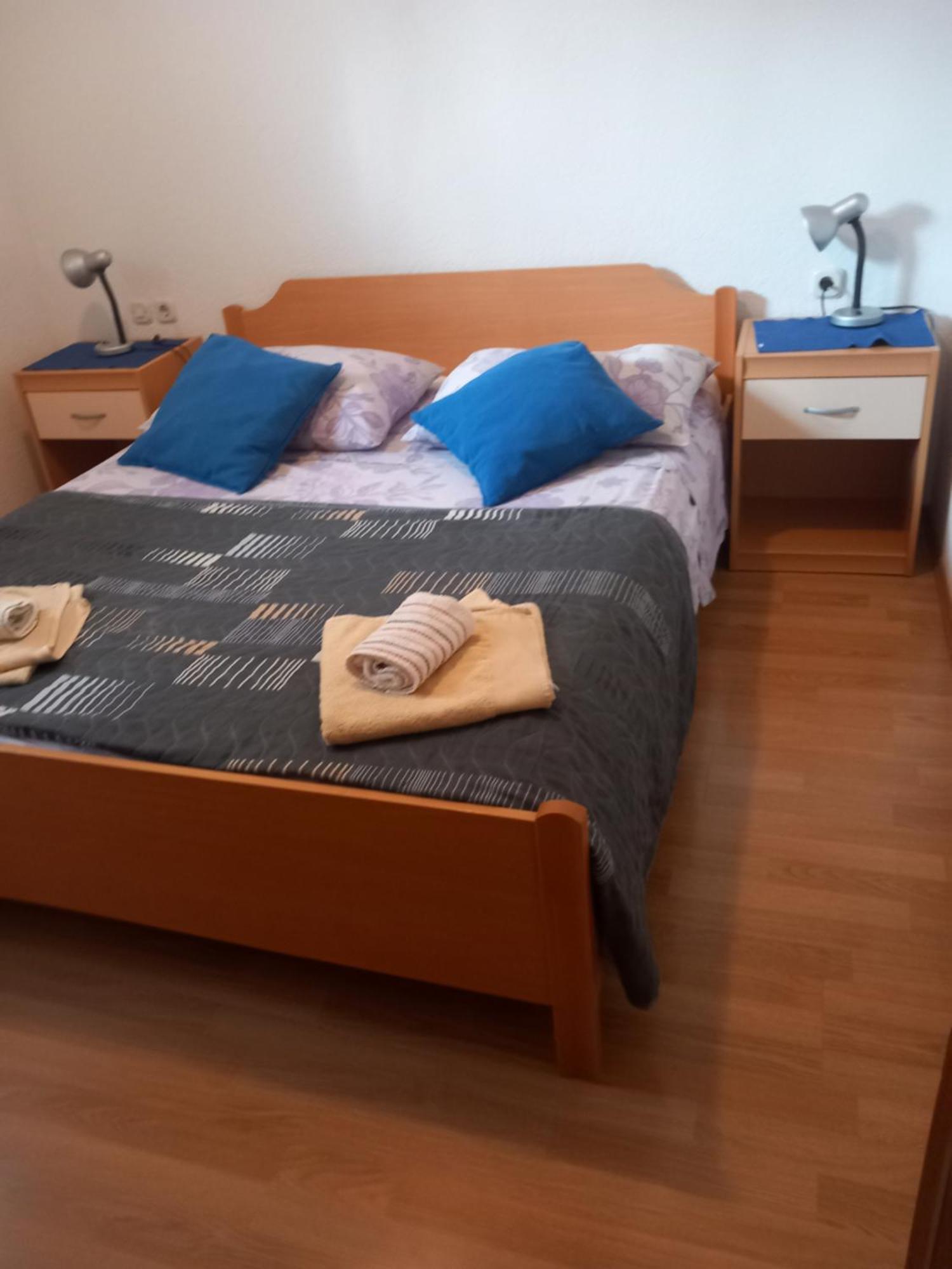 בול Apartments Jerica מראה חיצוני תמונה