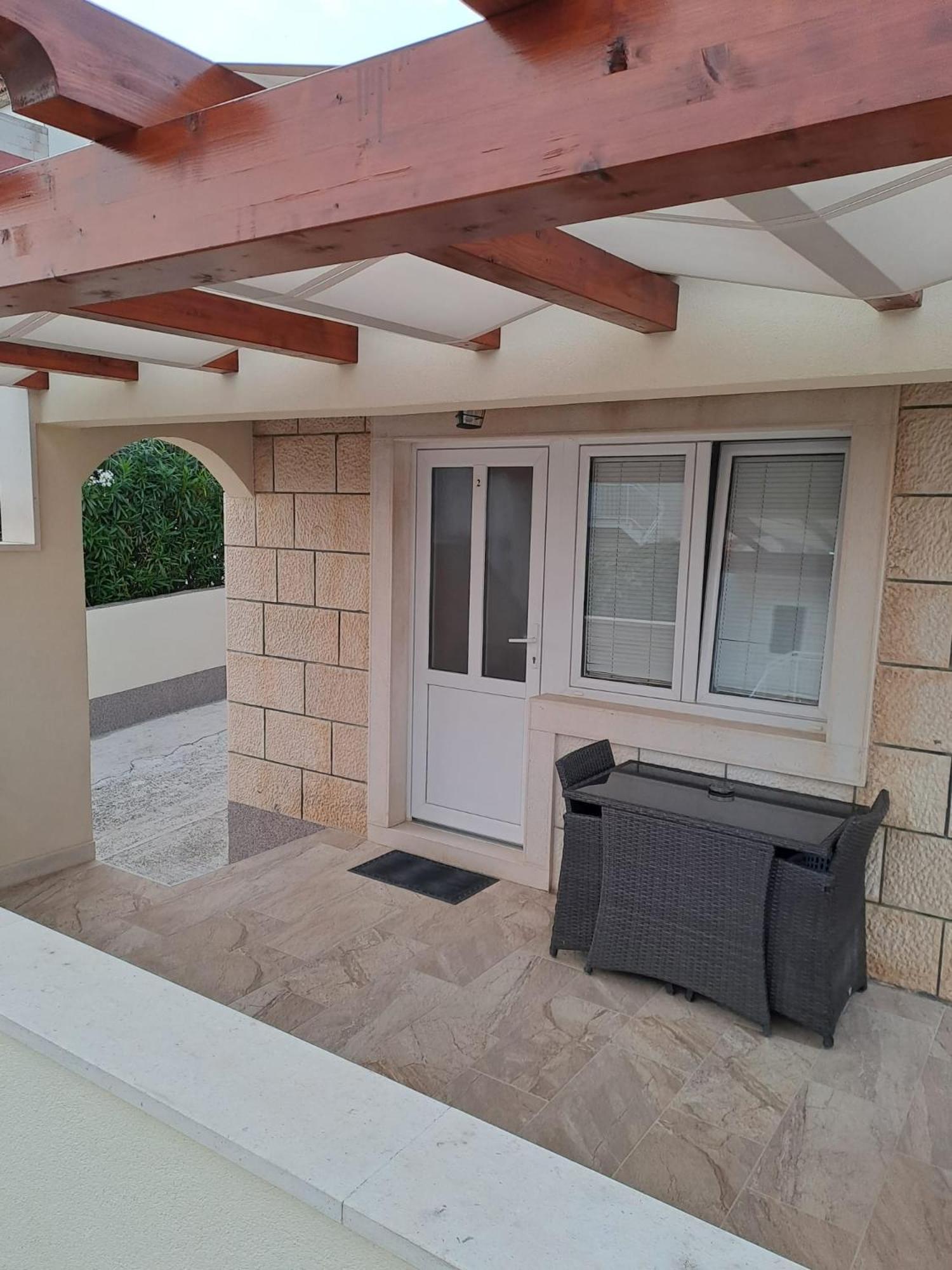 בול Apartments Jerica מראה חיצוני תמונה