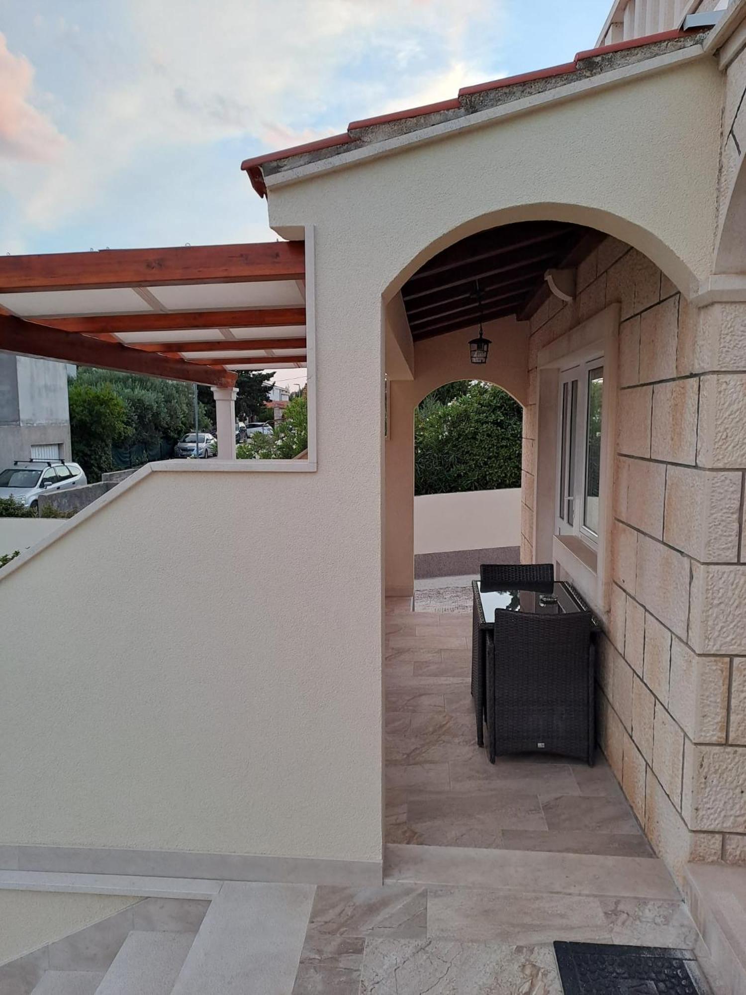 בול Apartments Jerica מראה חיצוני תמונה