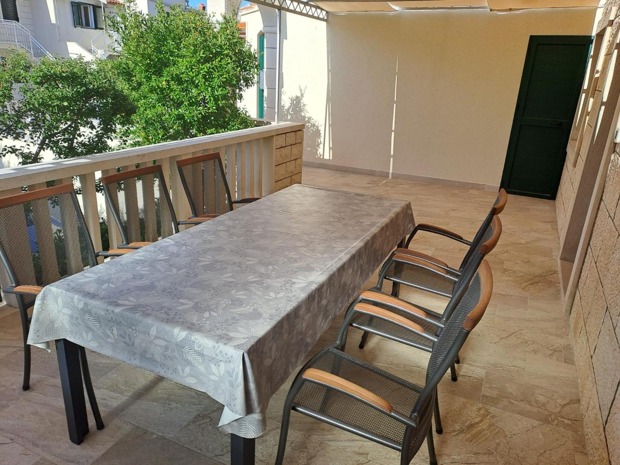 בול Apartments Jerica מראה חיצוני תמונה