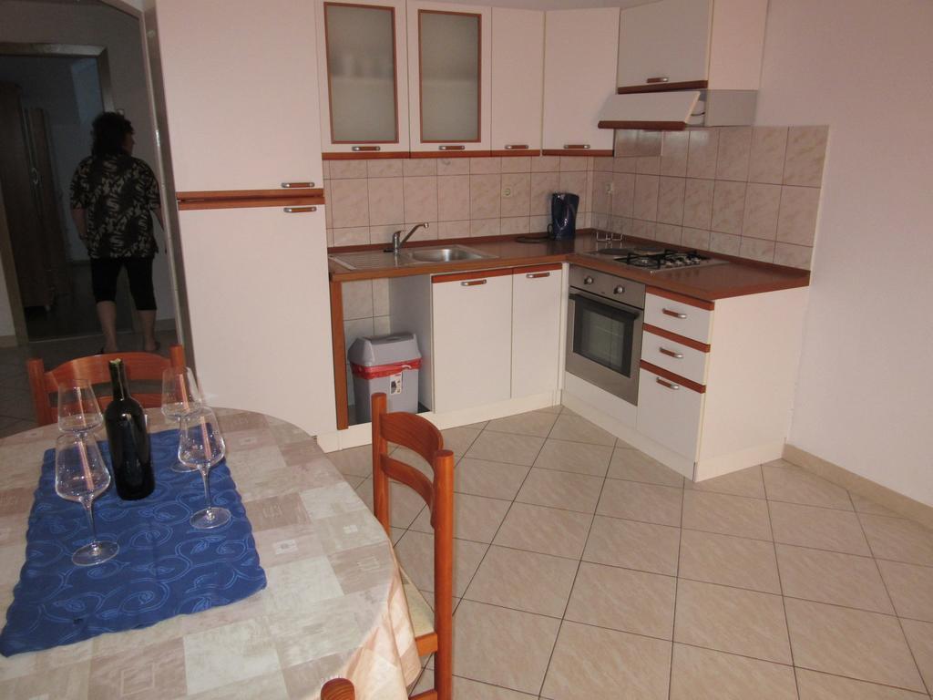 בול Apartments Jerica מראה חיצוני תמונה