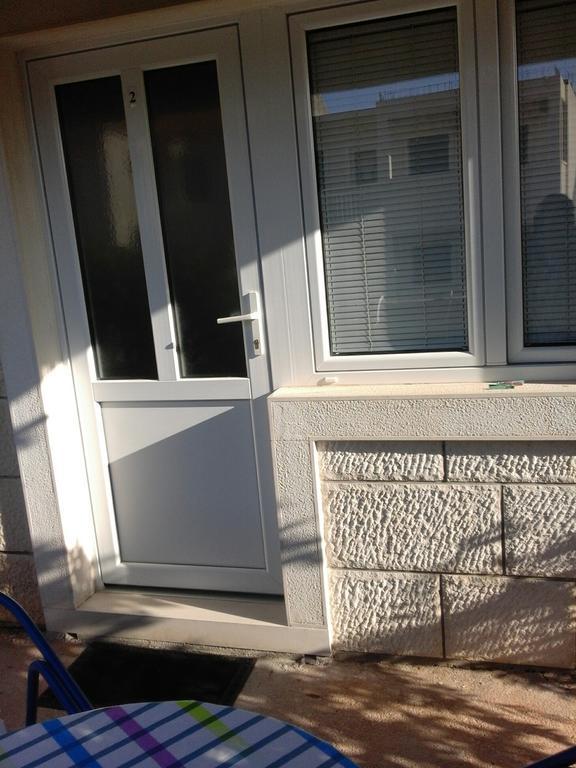 בול Apartments Jerica מראה חיצוני תמונה